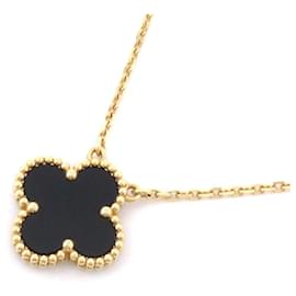 Van Cleef & Arpels-Van Cleef & Arpels Alhambra Pendant Necklace-Other