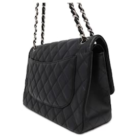 Chanel-Bolsa de ombro em couro de cordeiro preto Chanel com corrente-Preto