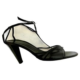 Burberry Sandali in pelle neri con cinturini Nero