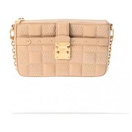 Louis Vuitton-Louis Vuitton Pochette Roca Beige Shoulder Bag-Beige