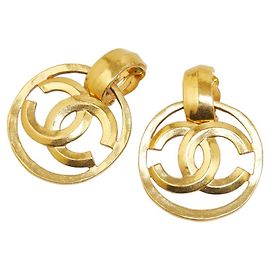Orecchini rotondi a dondolo Coco Mark di Chanel D'oro