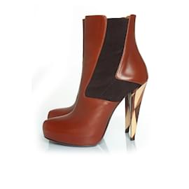 Fendi-Fendi, hidden platform boots in cognac leather-Brown