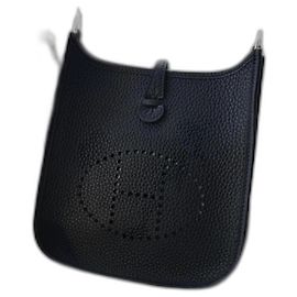 NOUVEAU Hermès Evelyne 16 TPM Noir