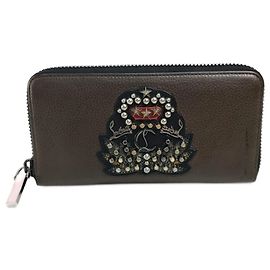 Carteira longa de couro de bezerro marrom Christian Louboutin Marrom
