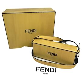 Fendi-Fendi 7VA520 Box-shaped Horizontal Shoulder Bag-Black,Yellow