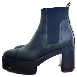 Hermès Punchy Hermes Ankle Boots Black