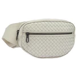 Autre Marque BOTTEGA VENETA INTRECCIATO Bolsa de corpo em couro branco Auth mr354 Branco
