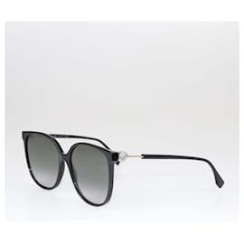 Fendi-Fendi Black Gradient Oversized Sunglasses-Black