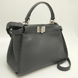 Fendi-Bolsa Fendi Peekaboo 8BN244-Marrom