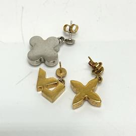 Louis Vuitton-Louis Vuitton Silver Stud Earrings-Silvery