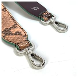 Fendi-Portafoglio Fendi marrone con catena/spalla-Marrone