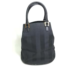 Fendi-Borsa a secchiello in pelle nera Fendi-Nero