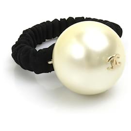 Chanel-Chanel Hair Tie with Faux Pearl and Metal-Black,Eggshell