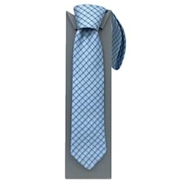 Hermès-Gravata de seda azul claro Hermes-Azul claro