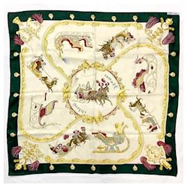 Hermès-Hermes Scarf Carre 90 in Beige and Green-Beige,Green