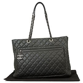 Chanel Shopping Tote Nera in Pelle Caviar Nero