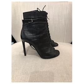 Saint Laurent-SAINT LAURENT Ankle boots T.EU 38.5 Leather-Black