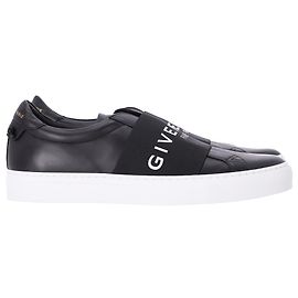 Slip On Urban Street em couro preto com faixa elástica da Givenchy Preto