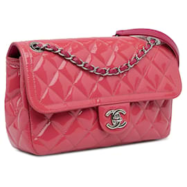 Chanel-Sac à bandoulière Pink Chanel Medium Patent Coco Shine Flap-Rose