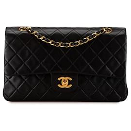 Chanel-Sac à épaule Chanel Medium Classic en cuir d'agneau noir à double rabat-Noir