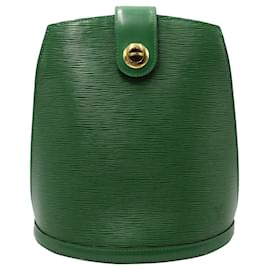 Louis Vuitton-Louis Vuitton Cluny Shoulder Bag in Green Epi Leather-Green