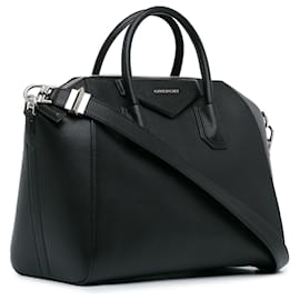 Givenchy-Sac Antigona moyen en chèvre noir de Givenchy-Noir