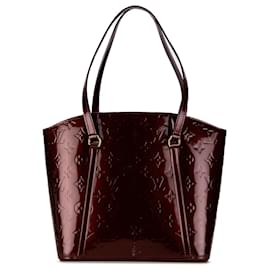 Louis Vuitton-Sac à main Avalon MM en vernis Monogram rouge Louis Vuitton-Rouge