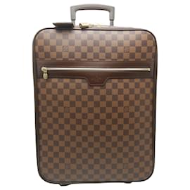 Louis Vuitton-Louis Vuitton Pegase-Brown