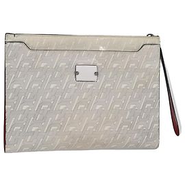 Christian Louboutin Clutch Bag in Emaille Weiß Auth bs16225 Weiß