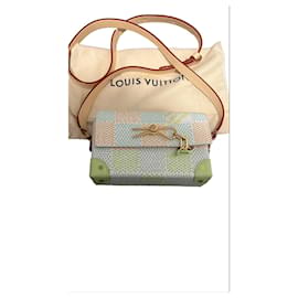 Louis Vuitton-Steamer Wearable Wallet-Bijouterie dorée