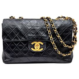 Borsa a tracolla Chanel Timeless Classic Turn Lock Maxi XL Jumbo Nero