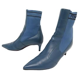 Fendi-FENDI BOOTS TRONCHETTO 37 IN NAVY BLUE LEATHER-Navy blue