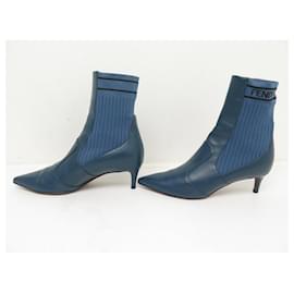 Fendi-FENDI BOOTS TRONCHETTO 37 IN NAVY BLUE LEATHER-Navy blue