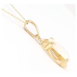 Autre Marque-K18 Yellow Gold Opal Necklace in Pristine Condition-Other