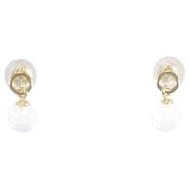 Autre Marque-K18 Yellow Gold Quartz Earrings in Excellent Condition-Other