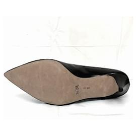 Autre Marque-Coach Leather Pumps for Women in Great Condition-Other