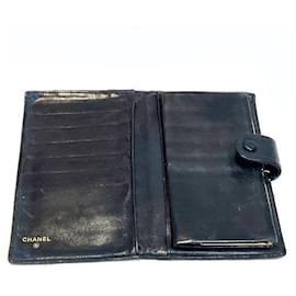 Autre Marque-Chanel Lambskin Coco Mark Bifold Long Wallet in Fair Condition-Other