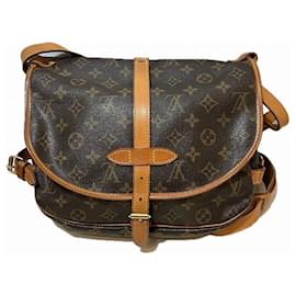 Autre Marque-Louis Vuitton Monogram Saumur 30 Shoulder Bag M42256 in Good Condition-Other