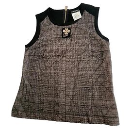 T-shirt Chanel + spilla Nero Grigio
