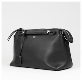 Fendi-FENDI Vitello Dolce Sac à main Boston By The Way en noir-Noir