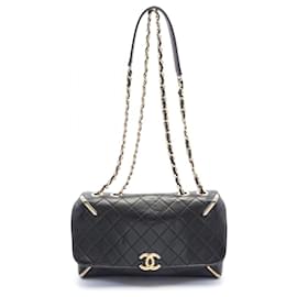 Autre Marque-Chanel Quilted Leather Chain Flap Bag Leather Shoulder Bag in Very Good Condition-Other