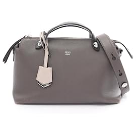 Fendi-Sac à bandoulière moyen Fendi By the Way en cuir-Marron