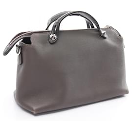 Fendi-Sac à bandoulière moyen Fendi By the Way en cuir-Marron