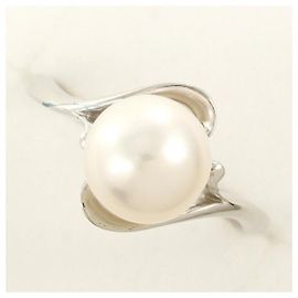 Anel de pérola Mikimoto K18WG 9 Outro