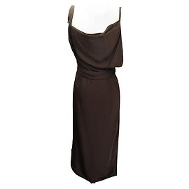 NOVE VESTIDO JACQUEMUS LA MONTAGNE COM ALÇA S 36 VISCOSE MARROM Marrom