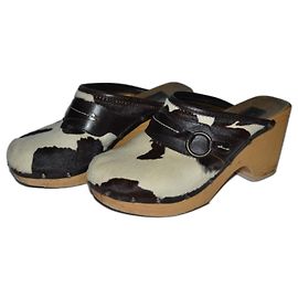 Dolce & Gabbana Schuhe Mehrfarben