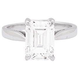 inconnue Emerald cut ring, white gold. Other