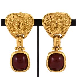 Pendientes Chanel Gripoa Coco Mark Clip Burdeos