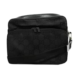 Gucci-Schwarze Nylon Schultertasche von Gucci-Schwarz