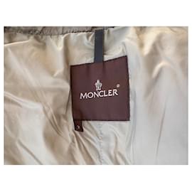 Moncler-Jaqueta de plumas Moncler-Bege